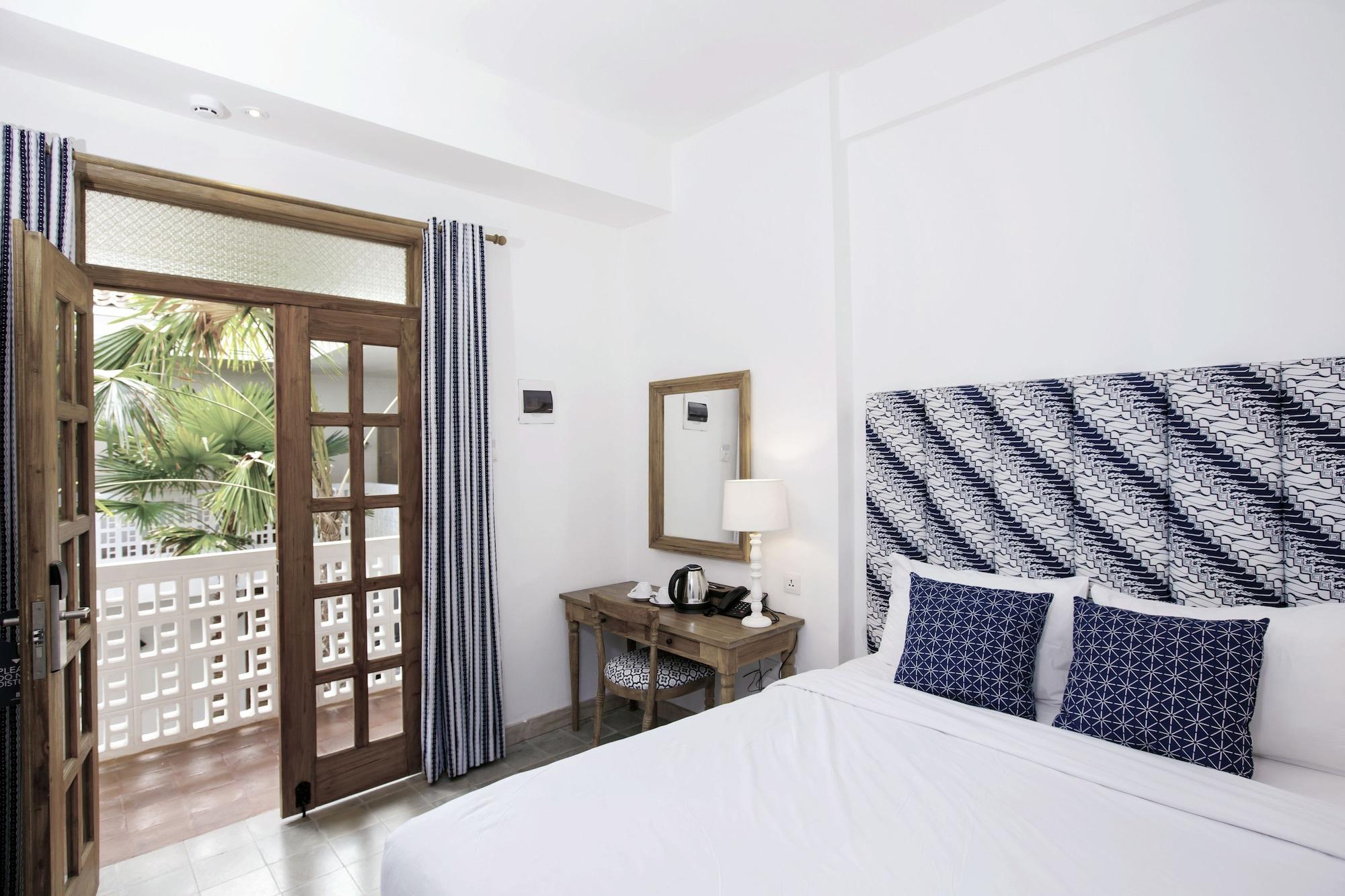 Adhisthana Hotel Yogyakarta Exterior photo