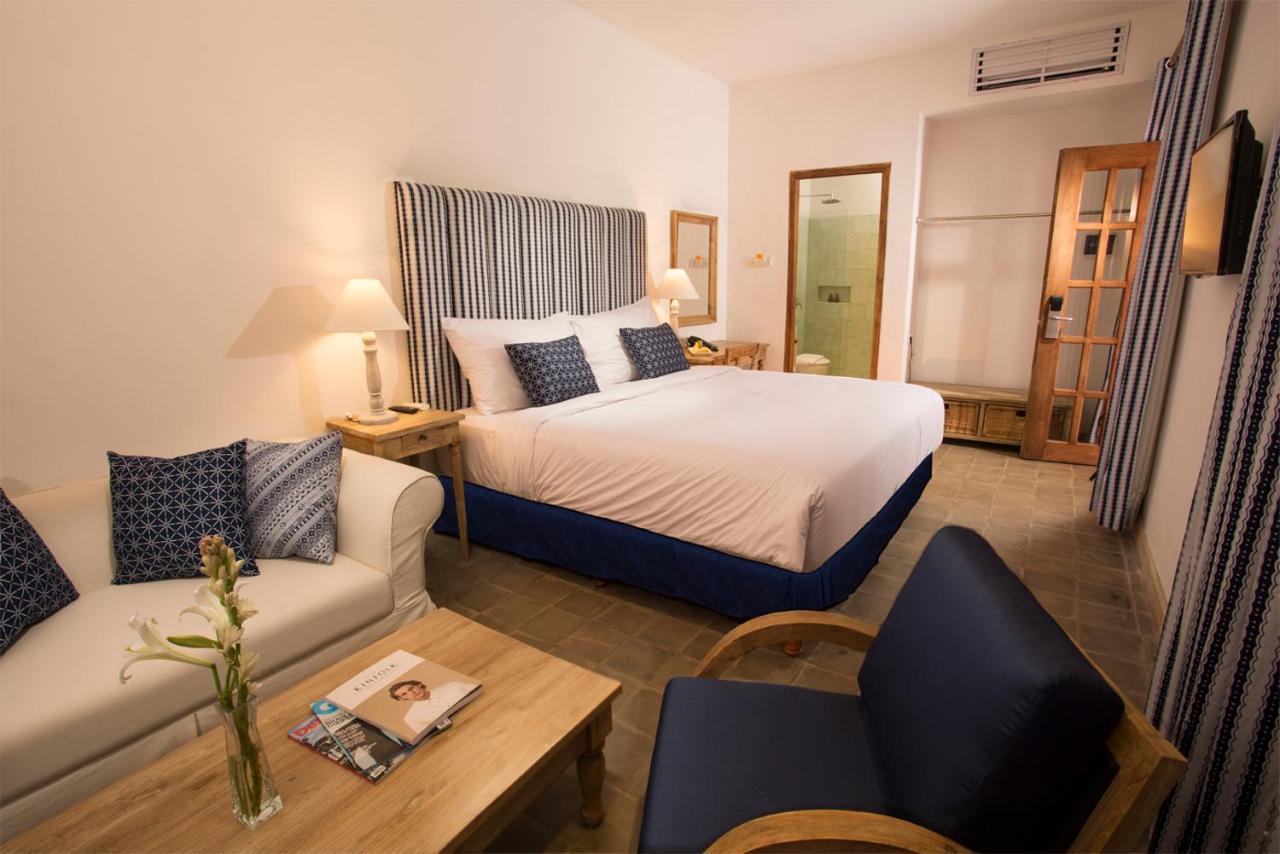 Adhisthana Hotel Yogyakarta Exterior photo
