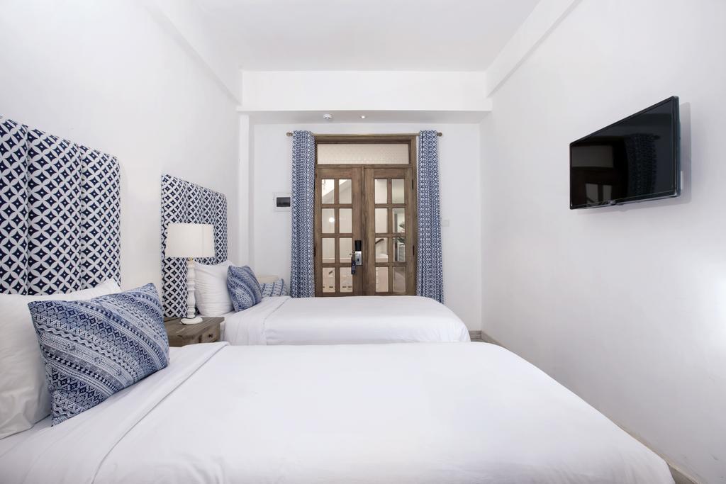 Adhisthana Hotel Yogyakarta Exterior photo
